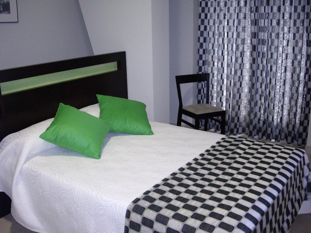 La Traina Hotel Argoños Buitenkant foto