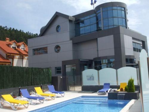 La Traina Hotel Argoños Buitenkant foto